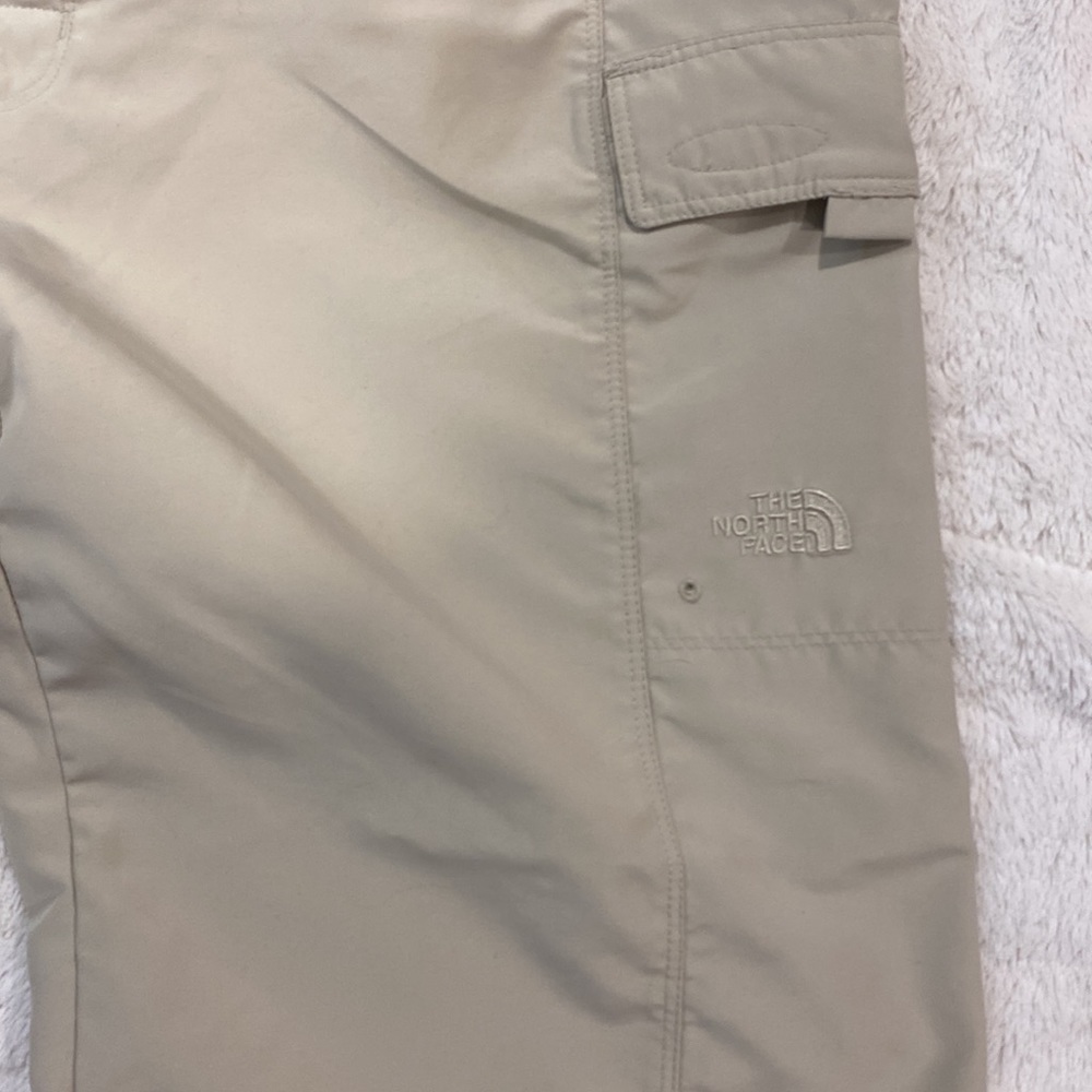 North Face Capris - Picture 5 of 7